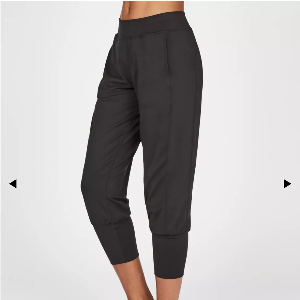 Sweaty Betty Cropped Yoga Pants